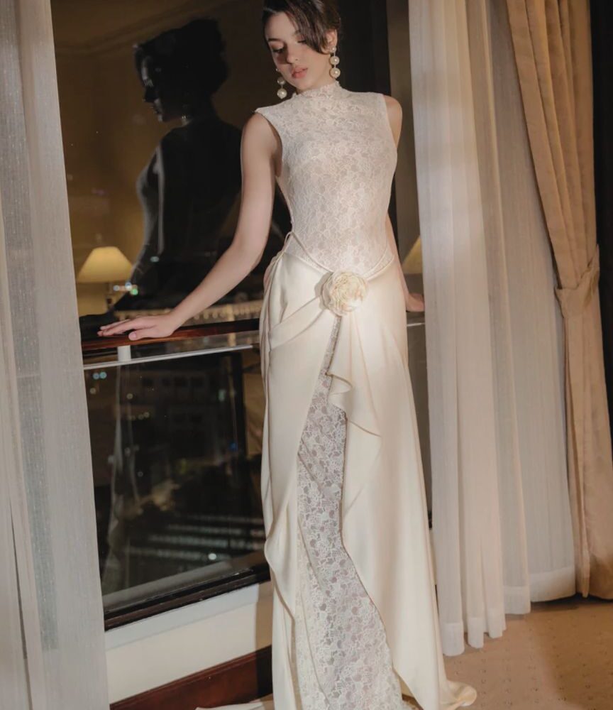 Ivory Lace & Satin Evening Gown "Moonlit Elegance" DR627